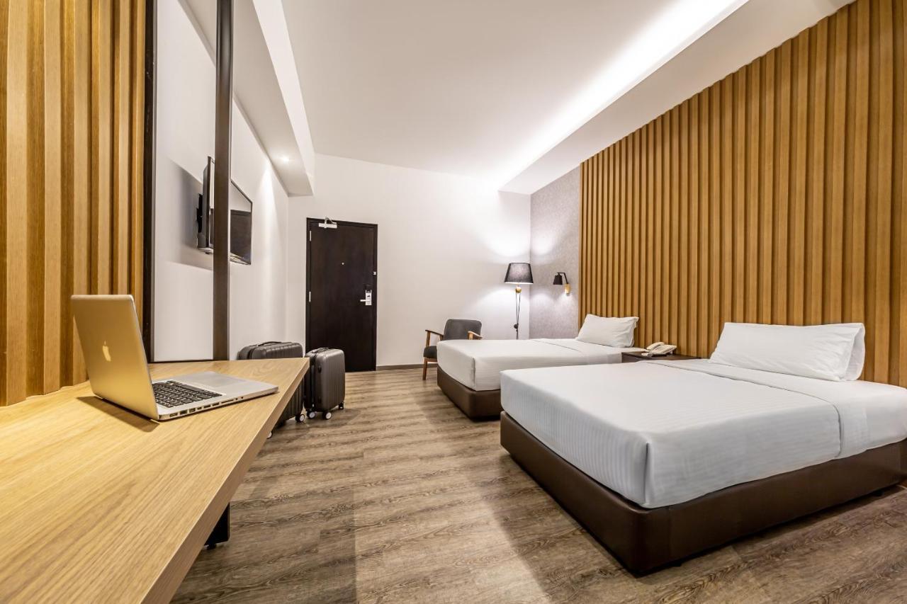 Thy Executive Hotel Τζόχορ Μπάχρου Εξωτερικό φωτογραφία
